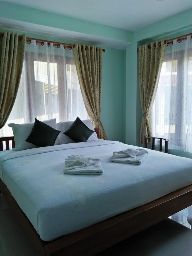 Hotel Ban Mae Boonthong à Lampang Extérieur photo